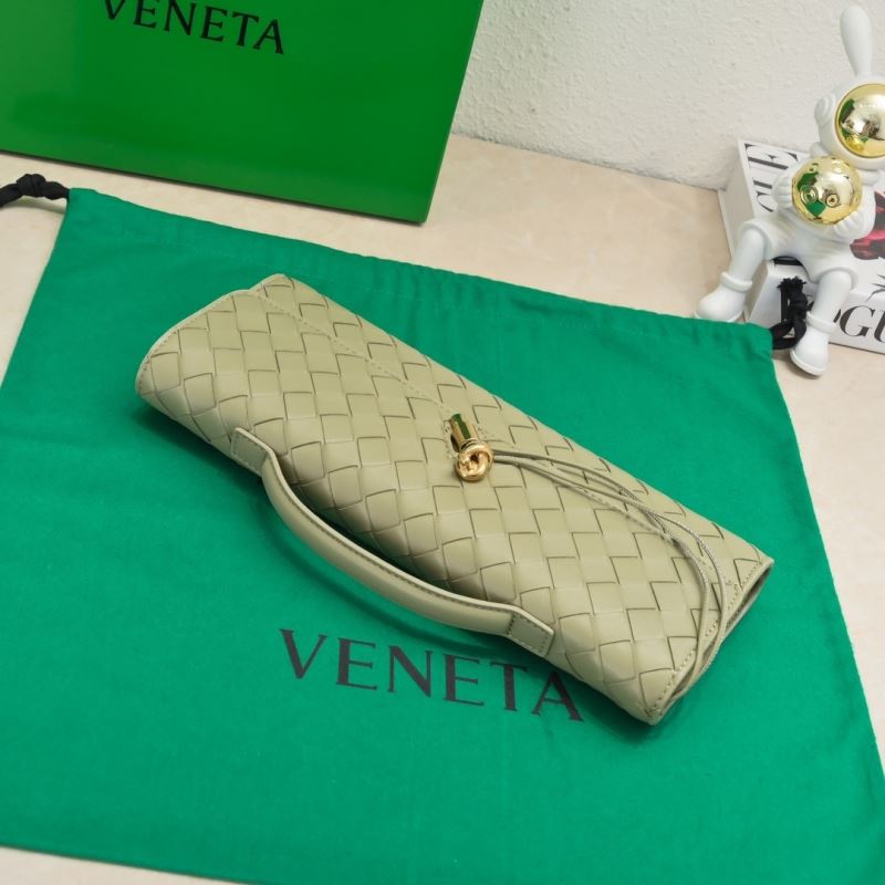 Bottega Veneta Clutch Bags